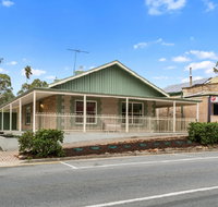 Williamstown Bed  Breakfast
