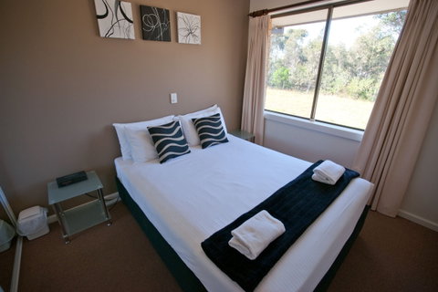Beachside Gardens 5 - Accommodation Fremantle 2