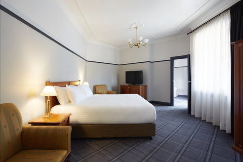 Brassey Hotel - Accommodation Fremantle 0