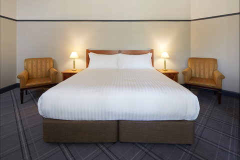 Brassey Hotel - Accommodation Fremantle 2