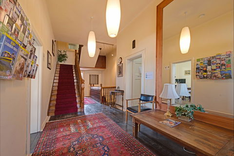 Edinburgh Gallery Bed & Breakfast - Accommodation Fremantle 1