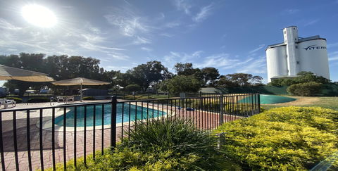 Elliston Caravan Park - Accommodation Fremantle 0