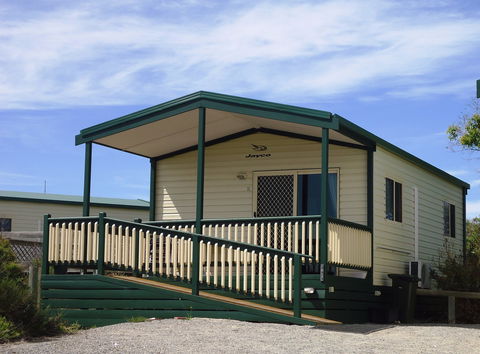 Elliston Waterloo Bay Tourist Park - Accommodation Fremantle 1