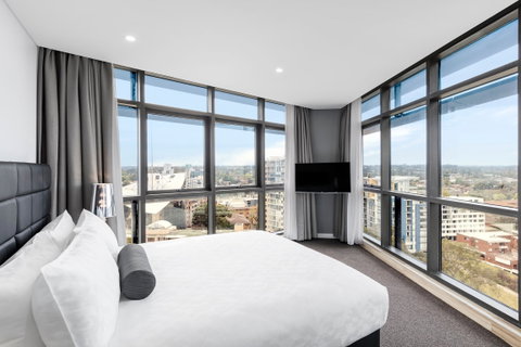 Meriton Suites Church Street, Parramatta - Accommodation Fremantle 1