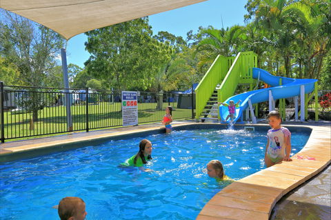 Poona Palms Holiday Park - Accommodation Fremantle 1