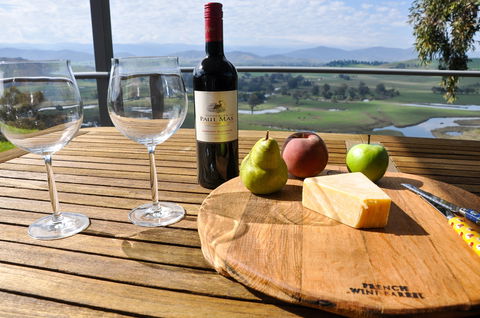 Riverview Lodge - Accommodation Fremantle 2