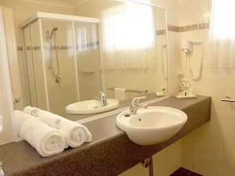 Armidale Pines Motel - Accommodation Fremantle 1
