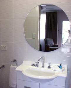 Adamstown Motor Inn - Accommodation Fremantle 2