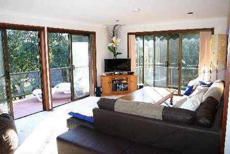 Arrawarra Point - Accommodation Fremantle 3