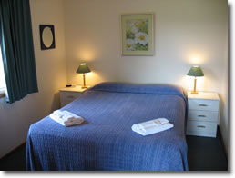 Country Cottages - Accommodation Fremantle 3