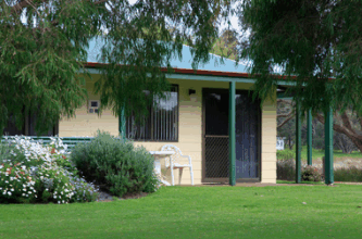 Surfside Ocean Beach - Accommodation Fremantle 2