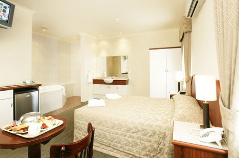 Bayswater Hotel - Accommodation Fremantle 0