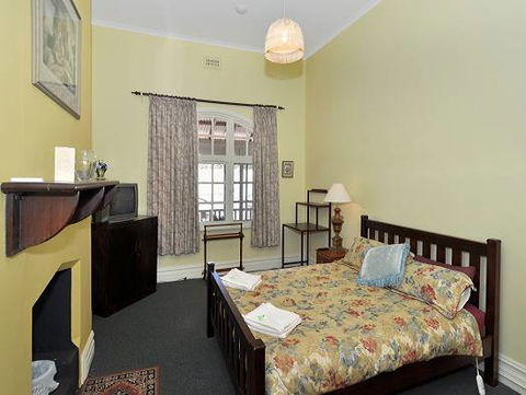 Plantagenet Motel Hotel - Accommodation Fremantle 2