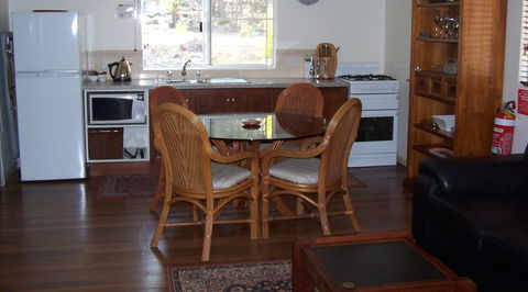 Jarrah Glen Cabins - Accommodation Fremantle 0