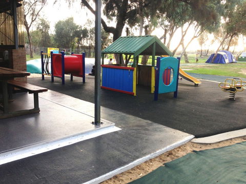 Mandurah Caravan And Tourist Park - Accommodation Fremantle 5