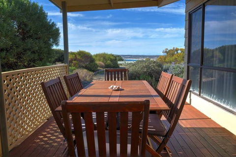 Emu Bay Holiday Homes - Accommodation Fremantle 5