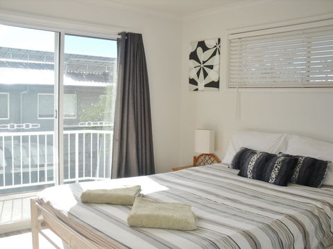 Beachcomber Apartments - Accommodation Fremantle 1