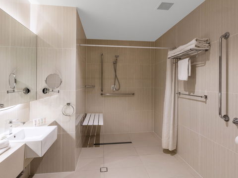 Best Western Plus Hotel Diana - Accommodation Fremantle 2