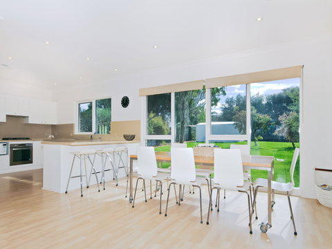 Century 21 SouthCoast: Tennis Elbow - Accommodation Fremantle 1