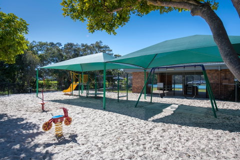 Dicky Beach Family Holiday Park - Accommodation Fremantle 2
