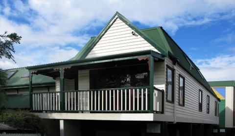 Dlux + Escape @ Lorne - Accommodation Fremantle 1