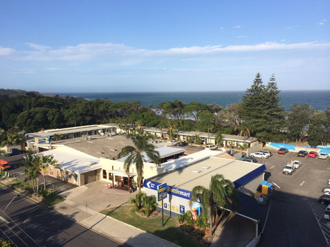 Hoey Moey Backpackers - Accommodation Fremantle 0