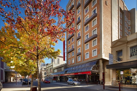 Ibis Perth - Accommodation Fremantle 0