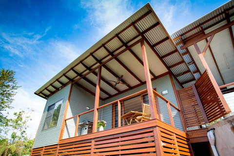 Lilypad Luxury Cabins - Accommodation Fremantle 0