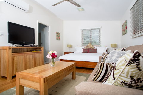 Lilypad Luxury Cabins - Accommodation Fremantle 2