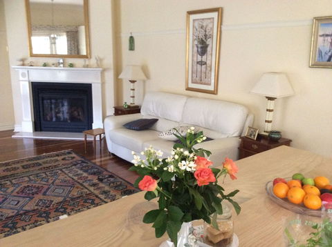 Linden Tree Manor - Accommodation Fremantle 0