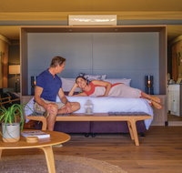 Olio Bello Lakeside Glamping - Accommodation Fremantle