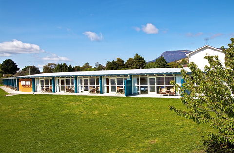 Riverfront Motel And Villas - Accommodation Fremantle 1
