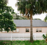 The Palm Cottage at Coledale Beach - Accommodation Fremantle