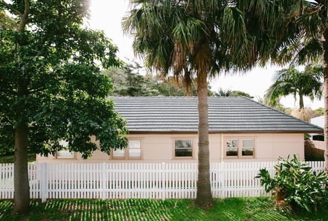 The Palm Cottage At Coledale Beach - Accommodation Fremantle 0
