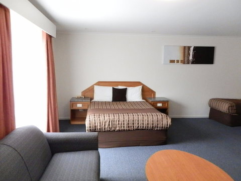 Thunderbird Motel - Accommodation Fremantle 2