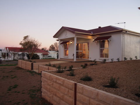 1837 Barossa Luxury Vineyard Cottages - Accommodation Fremantle 2