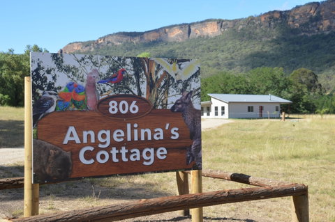 Angelina's Cottage - Capertee Valley - Accommodation Fremantle 0