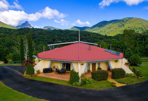 A View Of Mount Warning Bed And Breakfast - Accommodation Fremantle 0