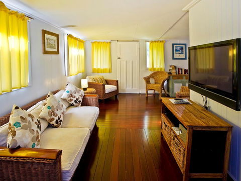 Blue River Shack - Accommodation Fremantle 0
