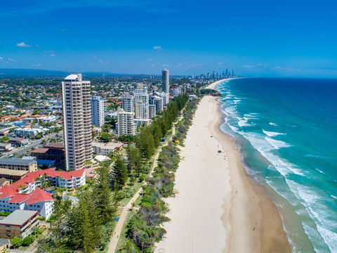 Burleigh Esplanade Apartments - Accommodation Fremantle 1