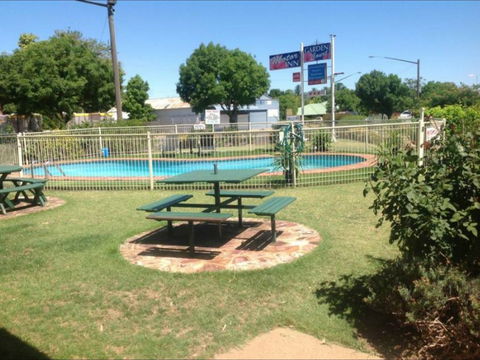 Garden Court Motor Inn - Accommodation Fremantle 0