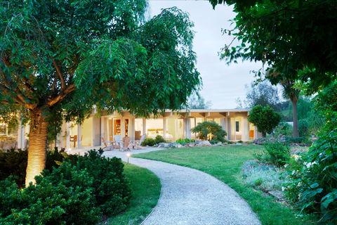 Lonsdale Park On The Yarra - Accommodation Fremantle 0