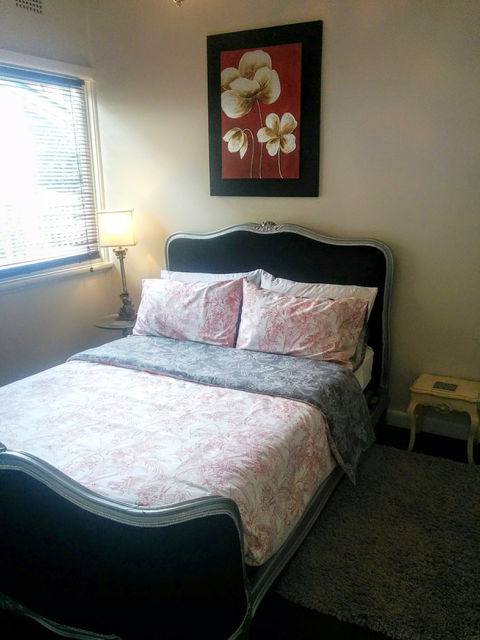 Magnolia Corner - Accommodation Fremantle 2