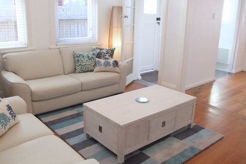 Manly Seaside Cottage - Accommodation Fremantle 1