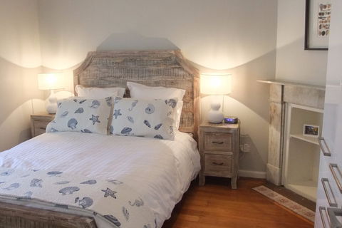 Manly Seaside Cottage - Accommodation Fremantle 2