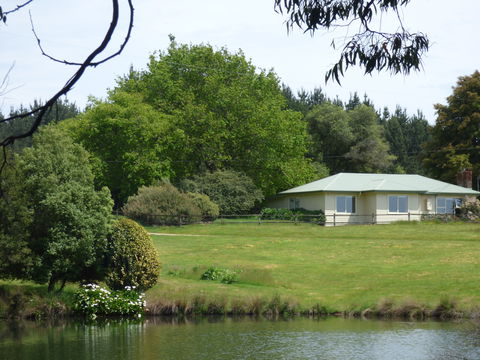 Newry Park Cottage - Accommodation Fremantle 0