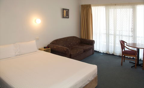 Port Aloha Motel - Accommodation Fremantle 0