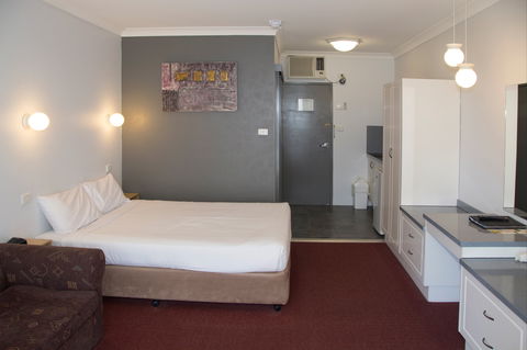 Port Aloha Motel - Accommodation Fremantle 1