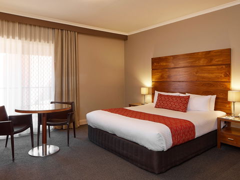 Quality Hotel Dickson - Accommodation Fremantle 2