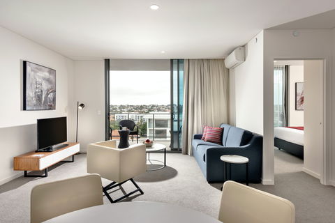 Ramada By Wyndham Vetroblu Scarborough Beach - Accommodation Fremantle 2